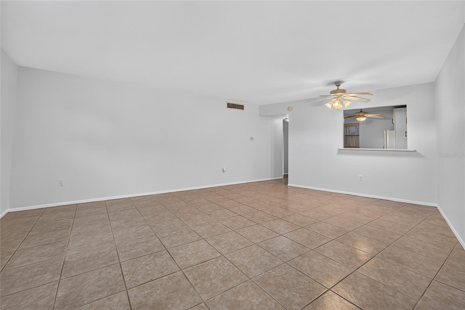 245 Center Rd #109 Property Photo 11
