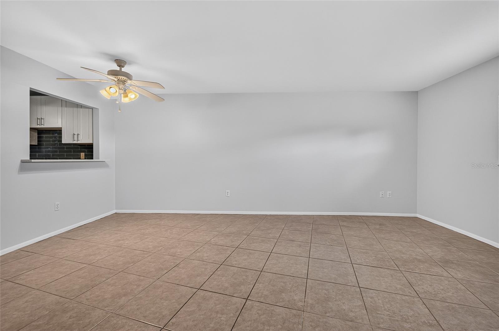 245 Center Rd #109 Property Photo 14