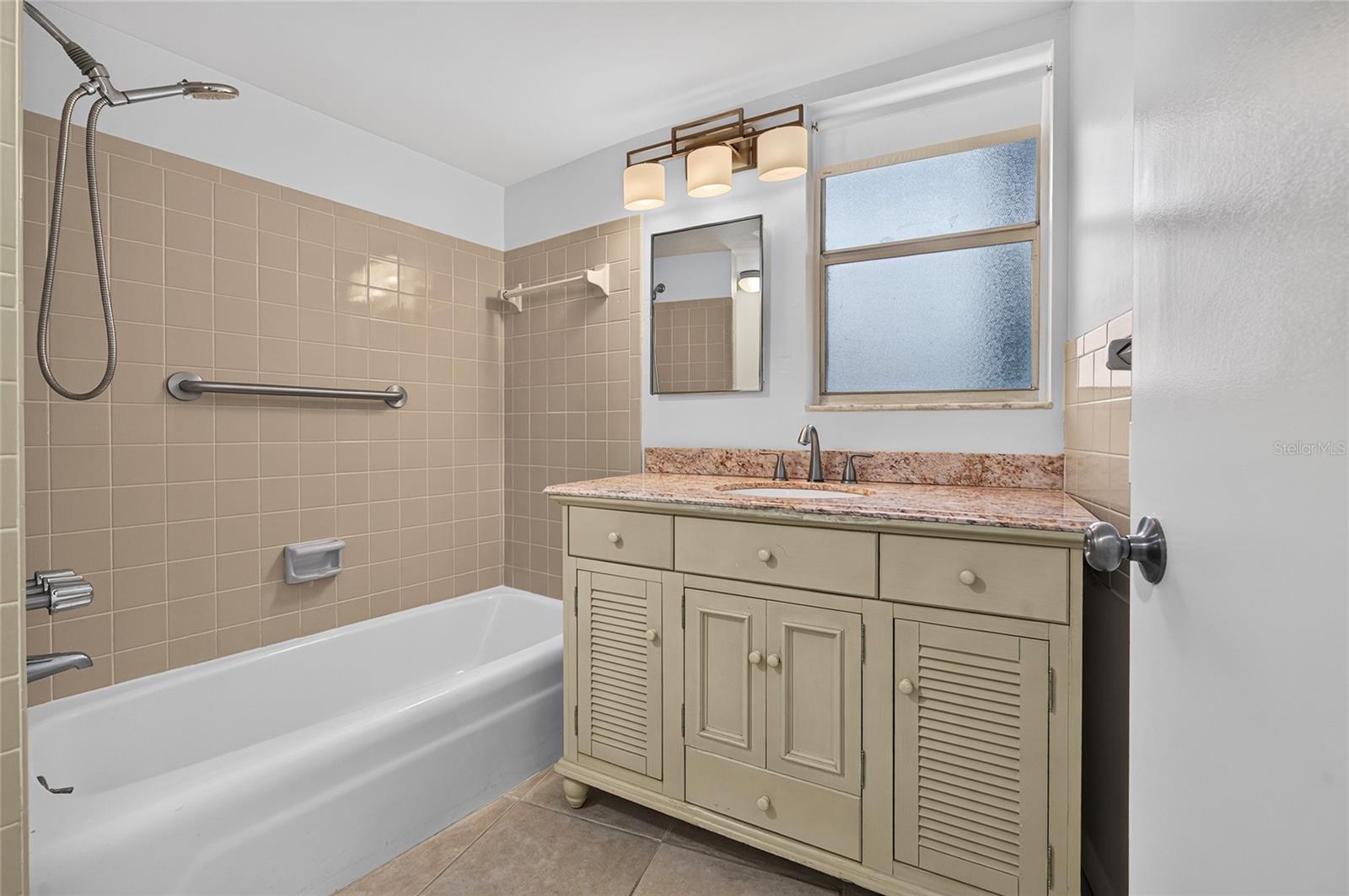 245 Center Rd #109 Property Photo 15