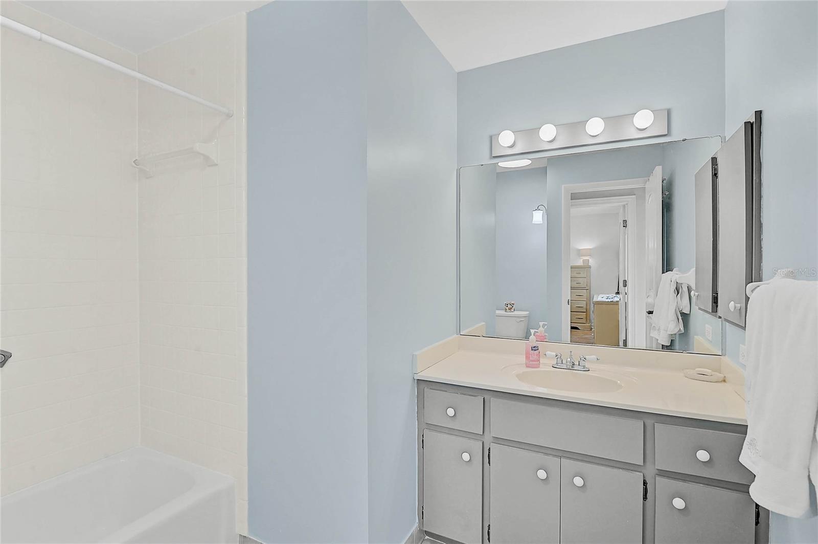 3216 Meadow Run Dr Property Photo 19