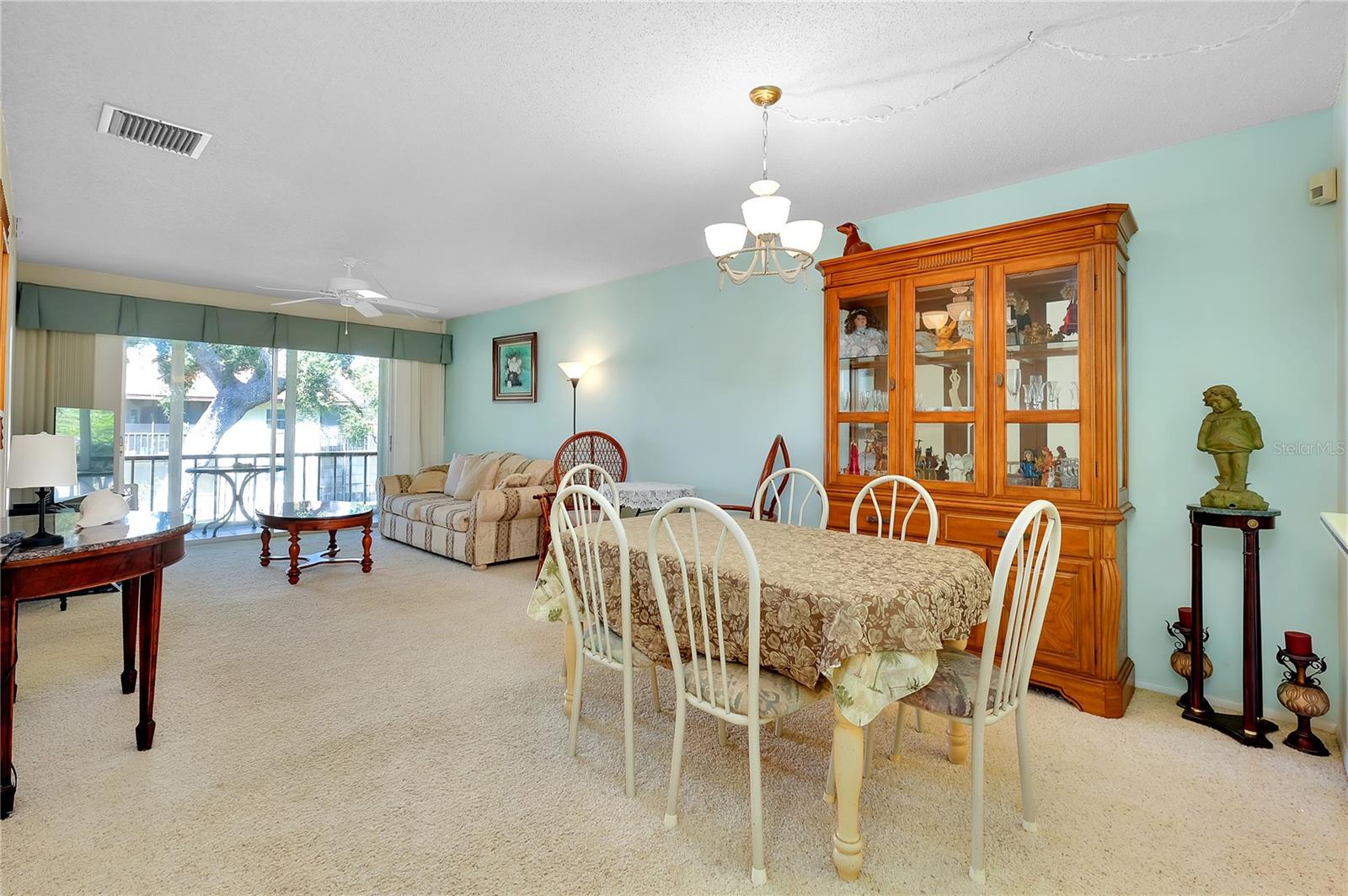 2280 Stickney Point Rd #432 Property Photo 6