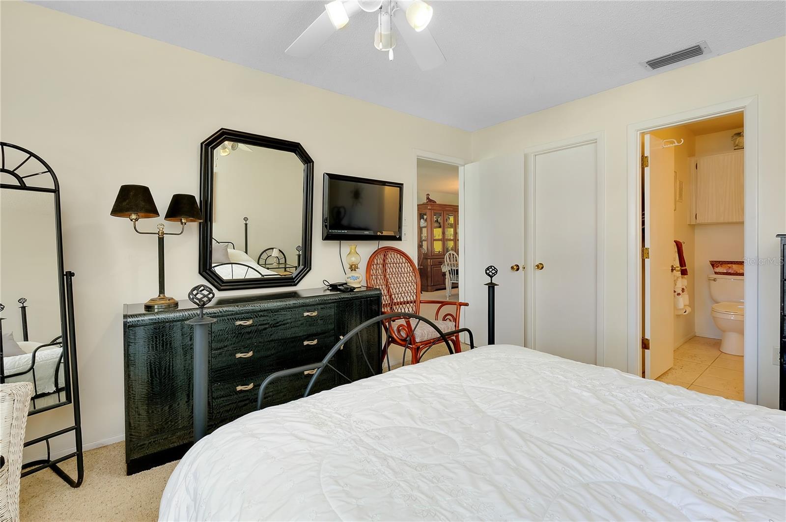 2280 Stickney Point Rd #432 Property Photo 15