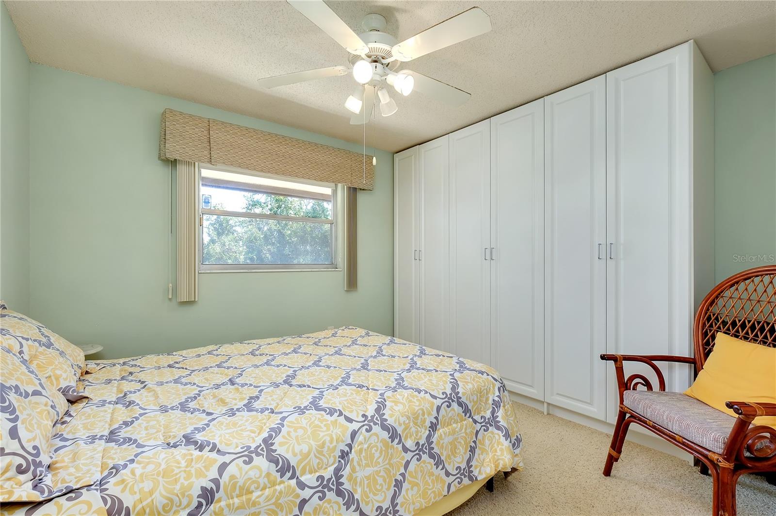 2280 Stickney Point Rd #432 Property Photo 19