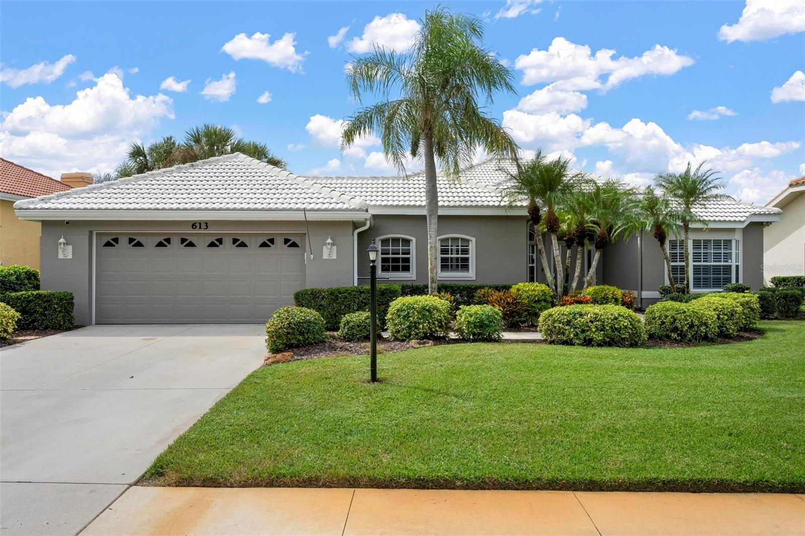 613 Khyber Ln Property Photo 2
