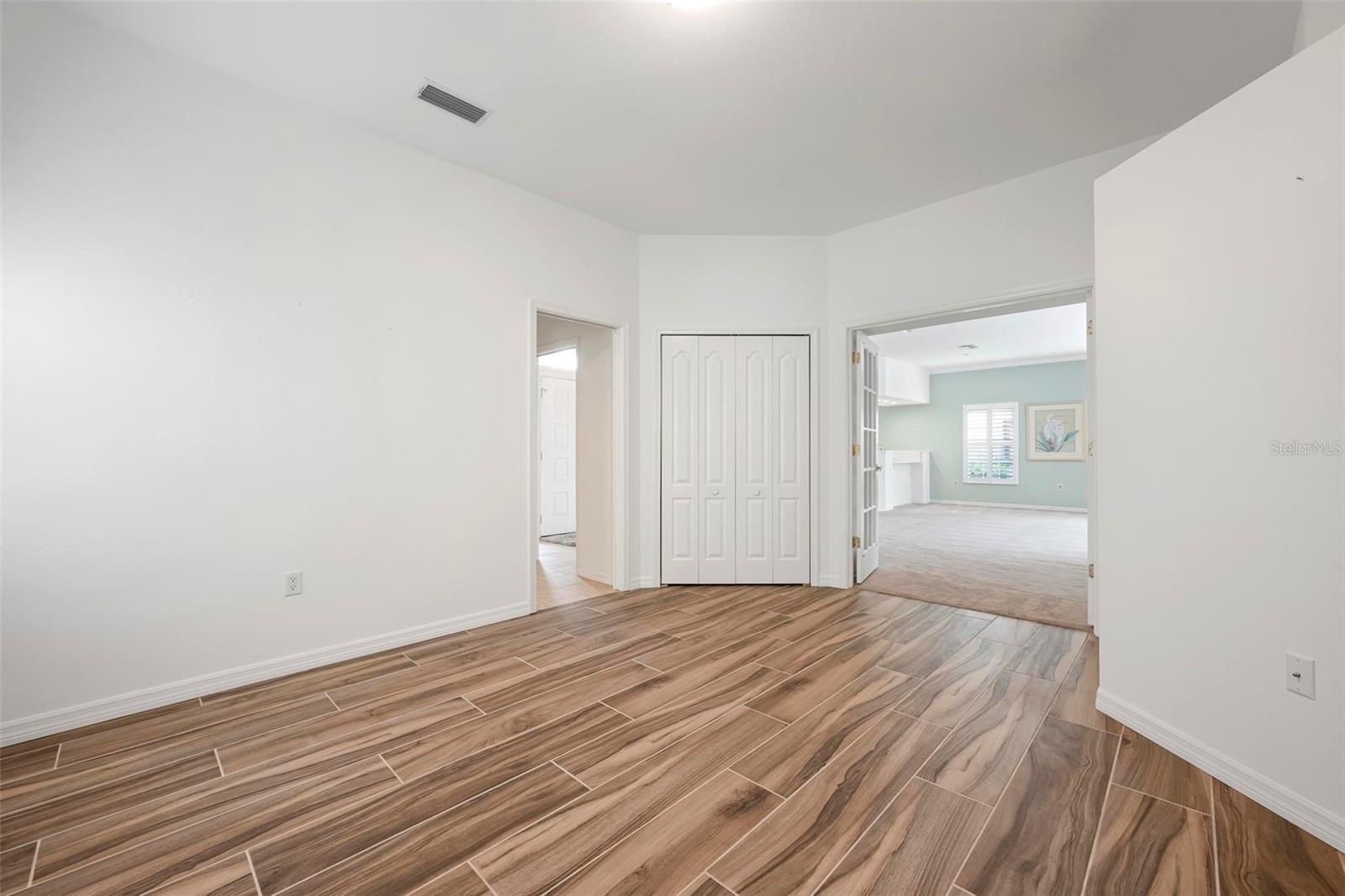 613 Khyber Ln Property Photo 29