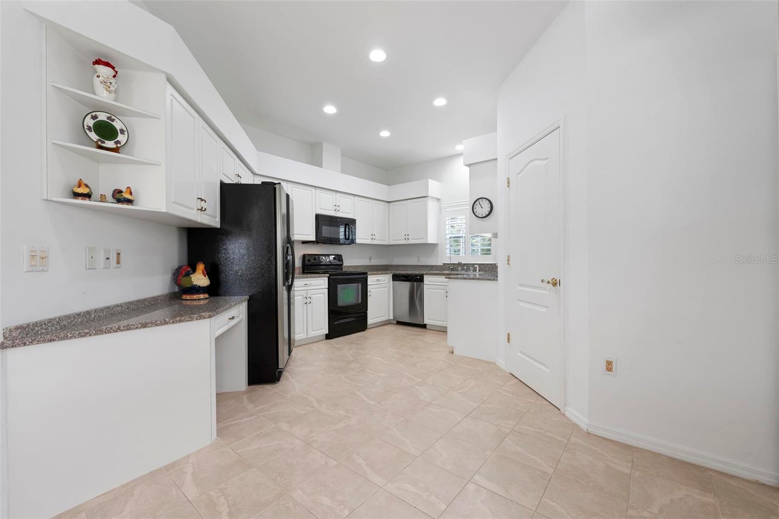613 Khyber Ln Property Photo 34