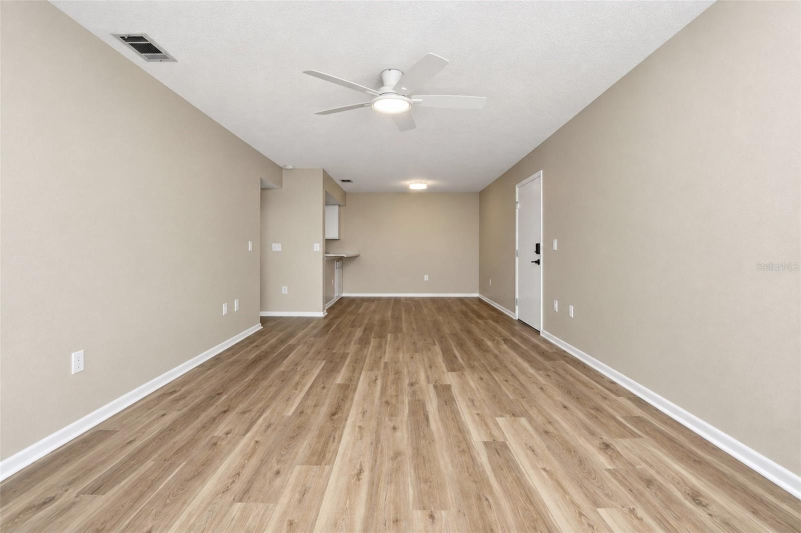 642 Bird Bay Dr E #205 Property Photo 11
