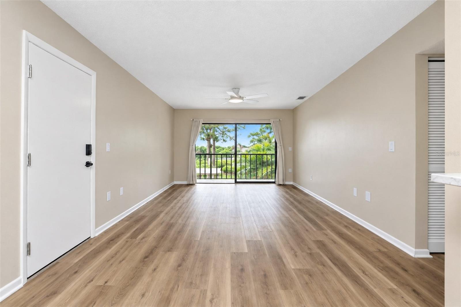 642 Bird Bay Dr E #205 Property Photo 12