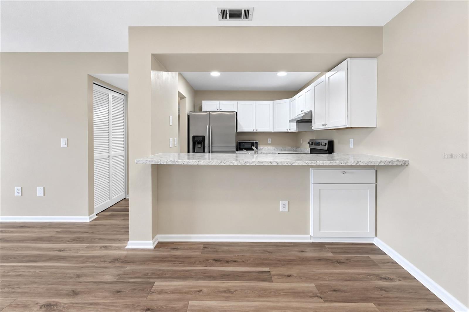 642 Bird Bay Dr E #205 Property Photo 21