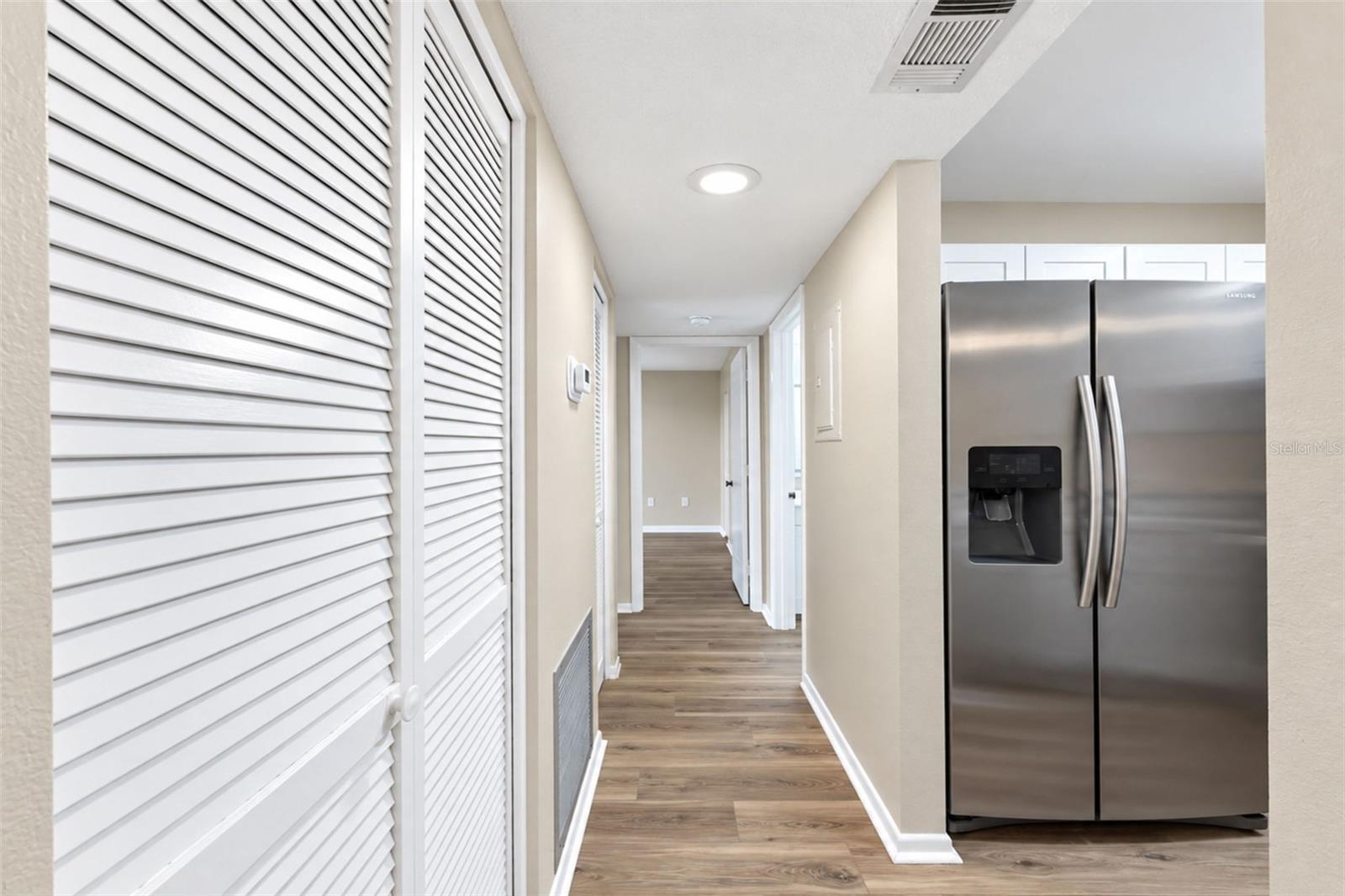642 Bird Bay Dr E #205 Property Photo 23