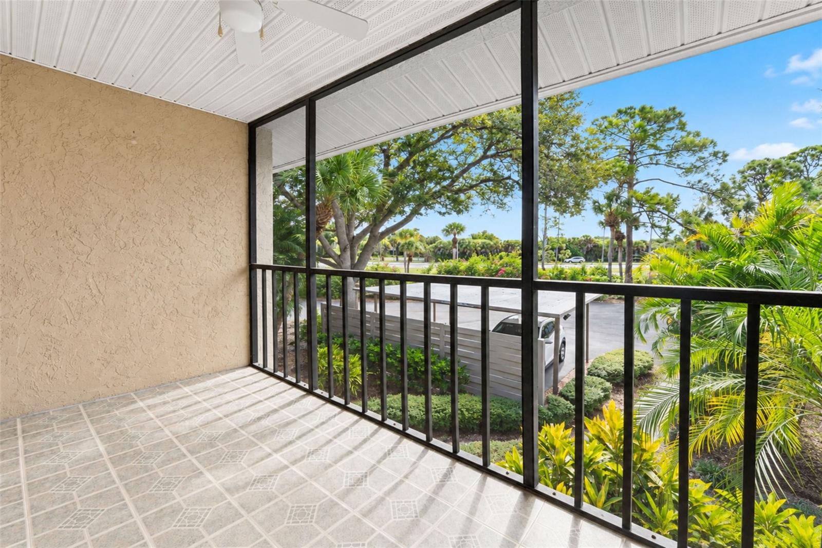 642 Bird Bay Dr E #205 Property Photo 29