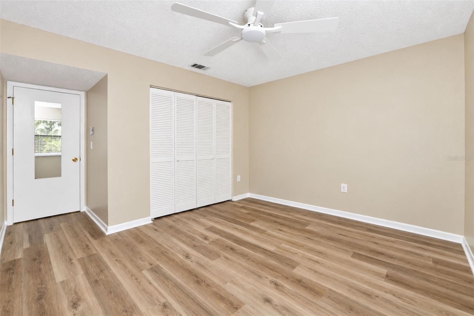 642 Bird Bay Dr E #205 Property Photo 32