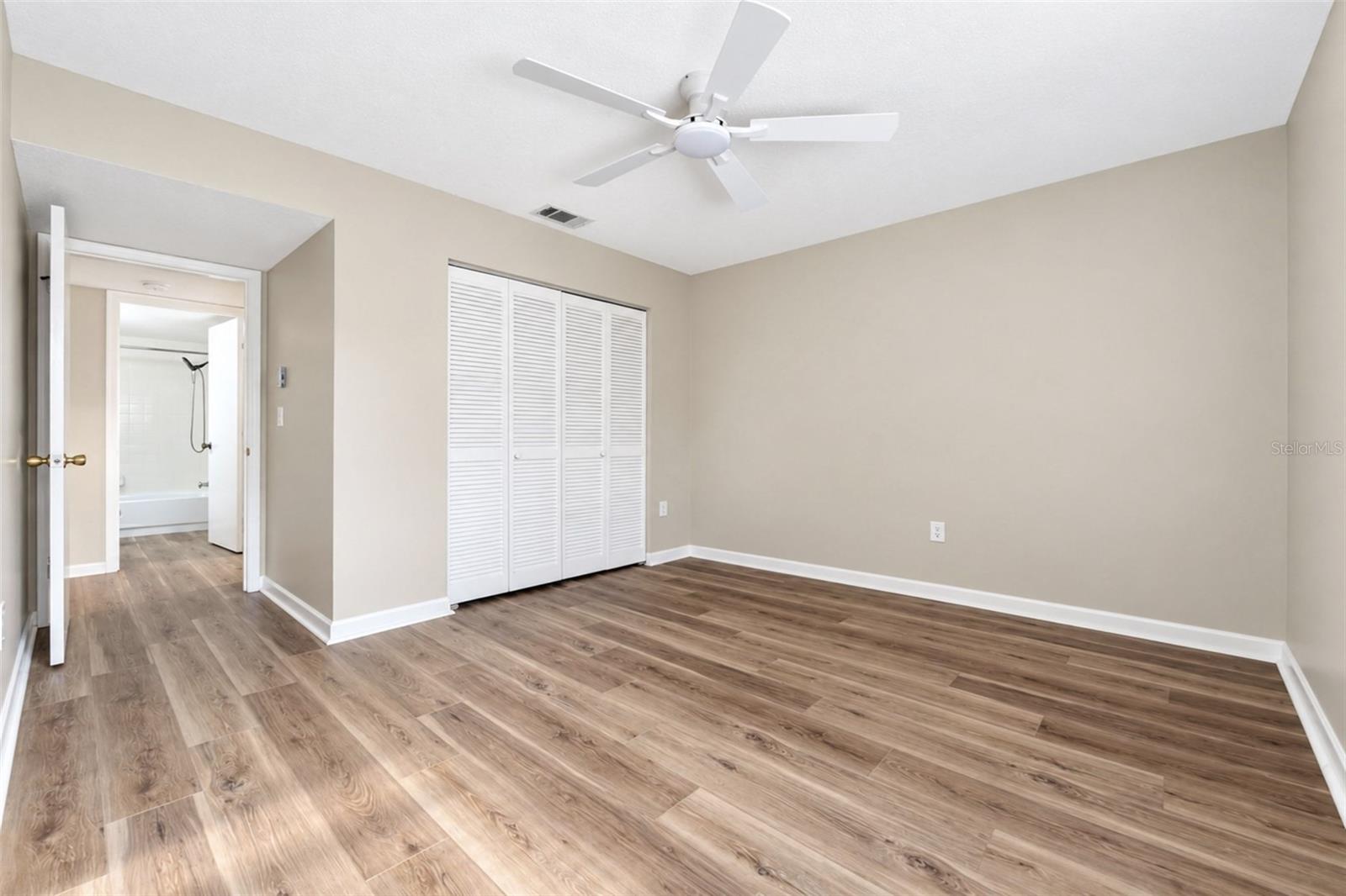 642 Bird Bay Dr E #205 Property Photo 34