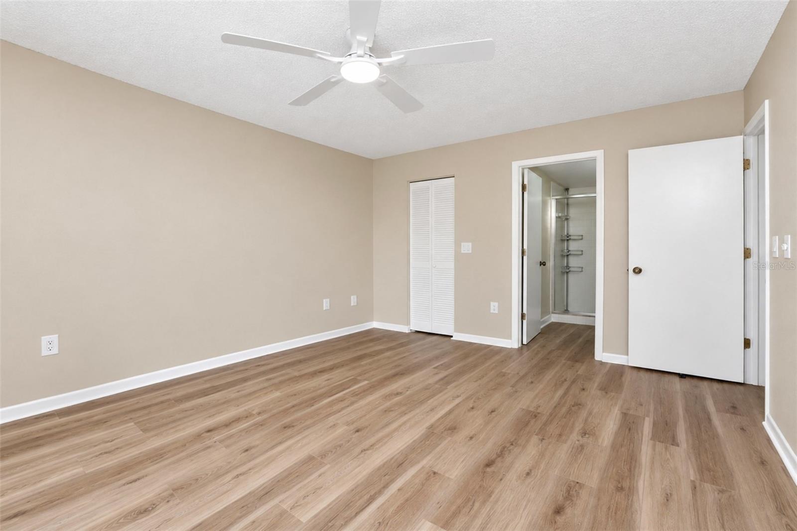 642 Bird Bay Dr E #205 Property Photo 39