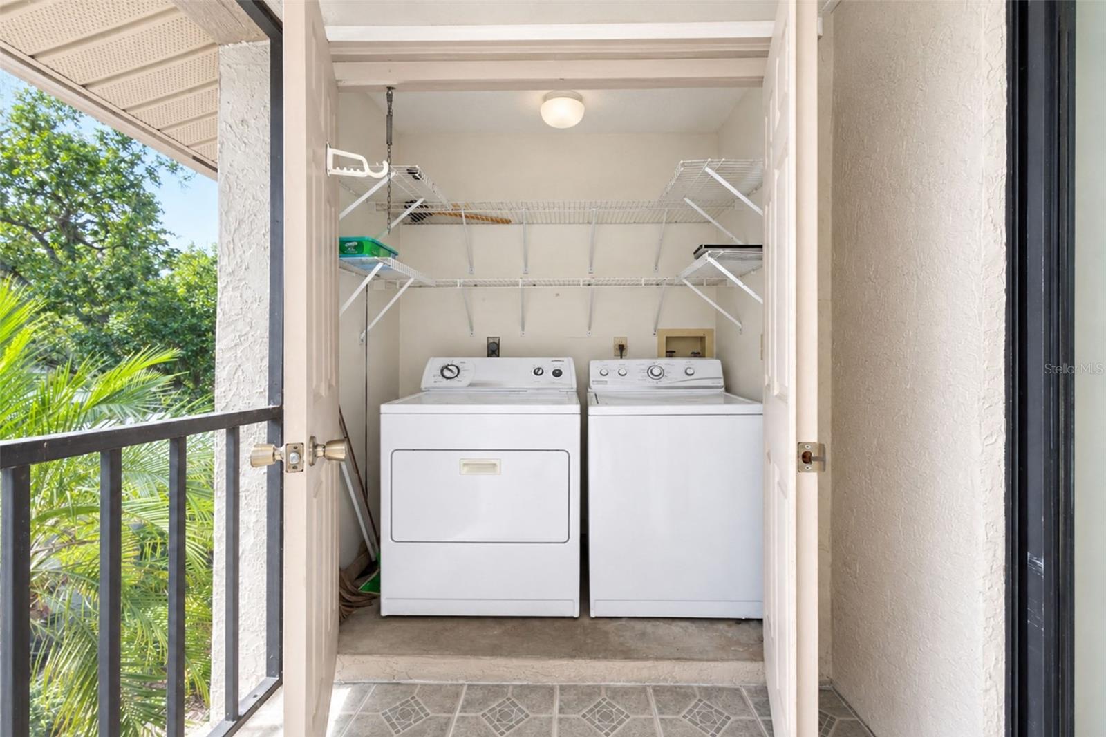 642 Bird Bay Dr E #205 Property Photo 48