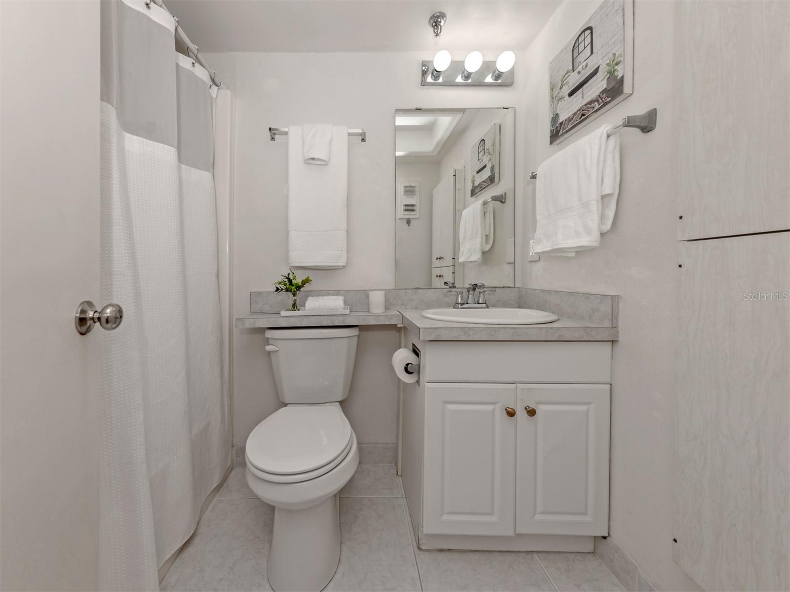 232 Saint Augustine Ave #706 Property Photo 17