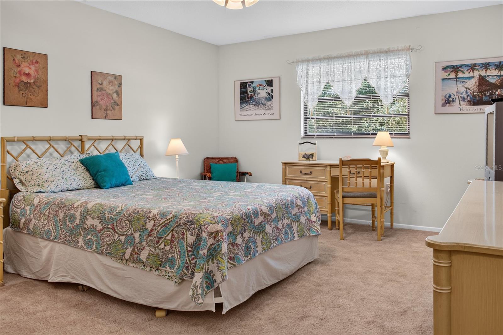 360 Three Lakes Ln #h Property Photo 16