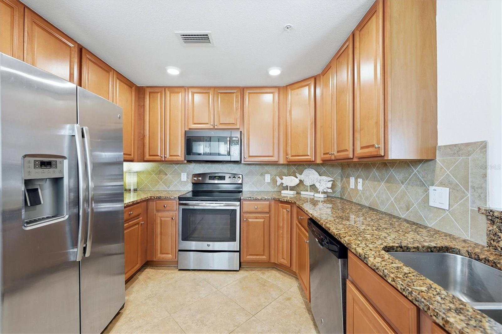 20181 Ragazza Cir #102 Property Photo 12