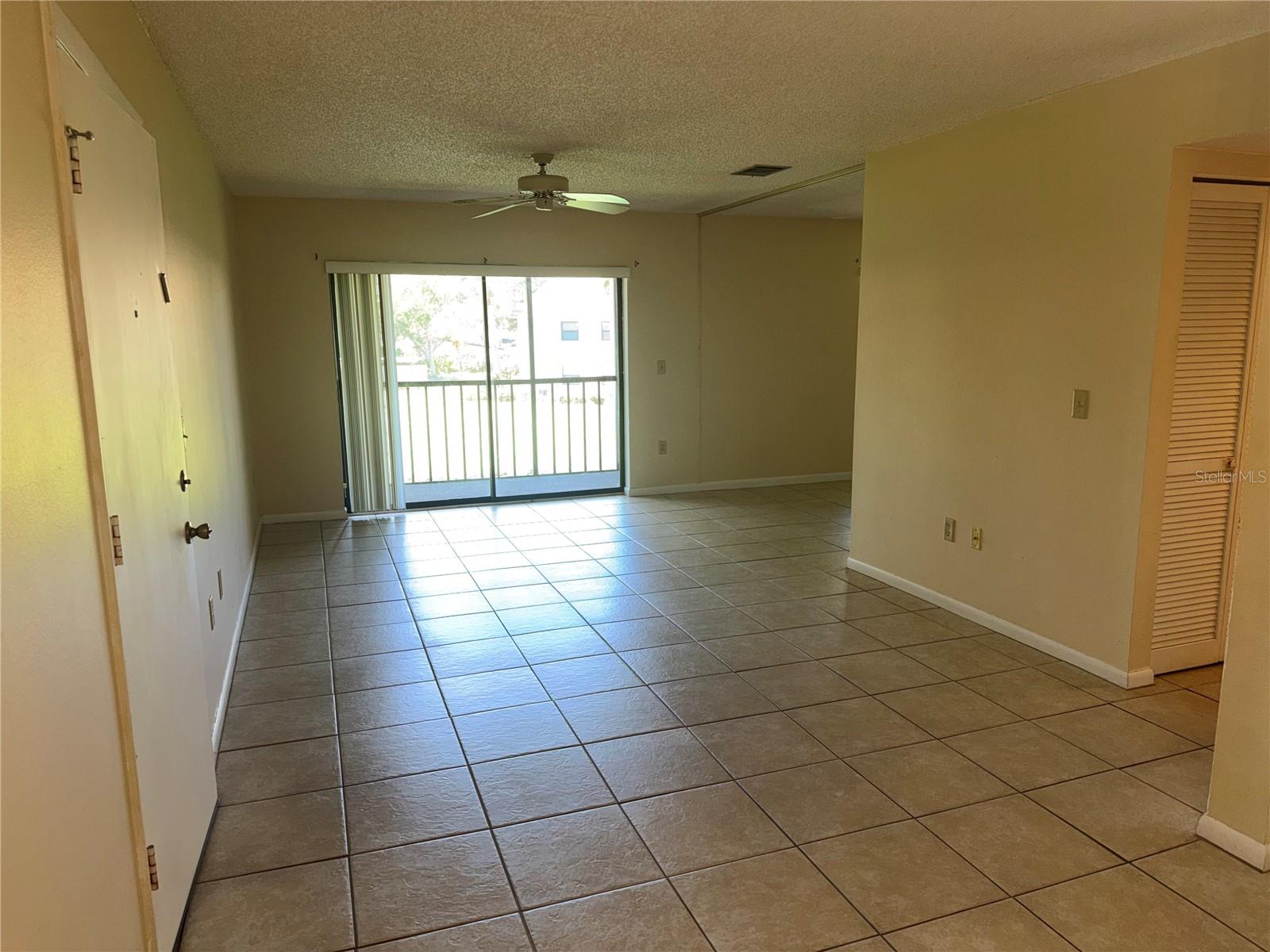 638 Bird Bay Dr E #208 Property Photo 6