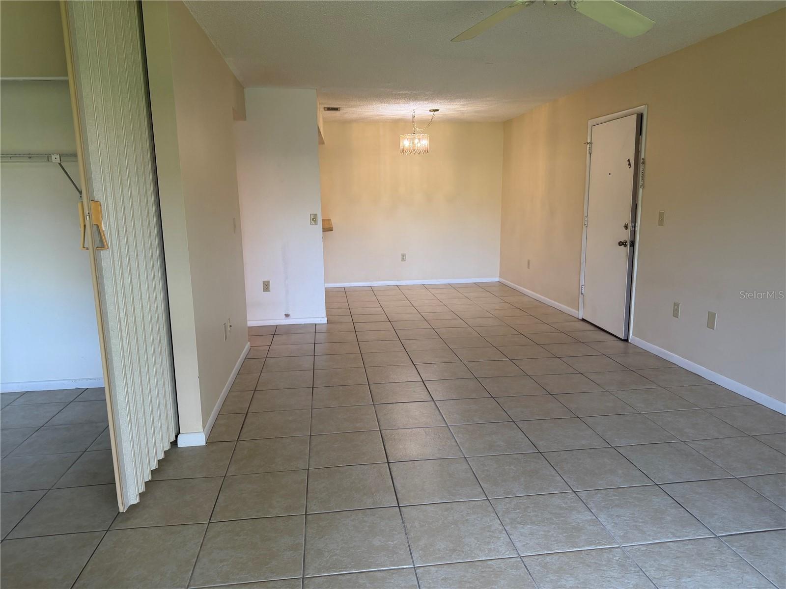 638 Bird Bay Dr E #208 Property Photo 10