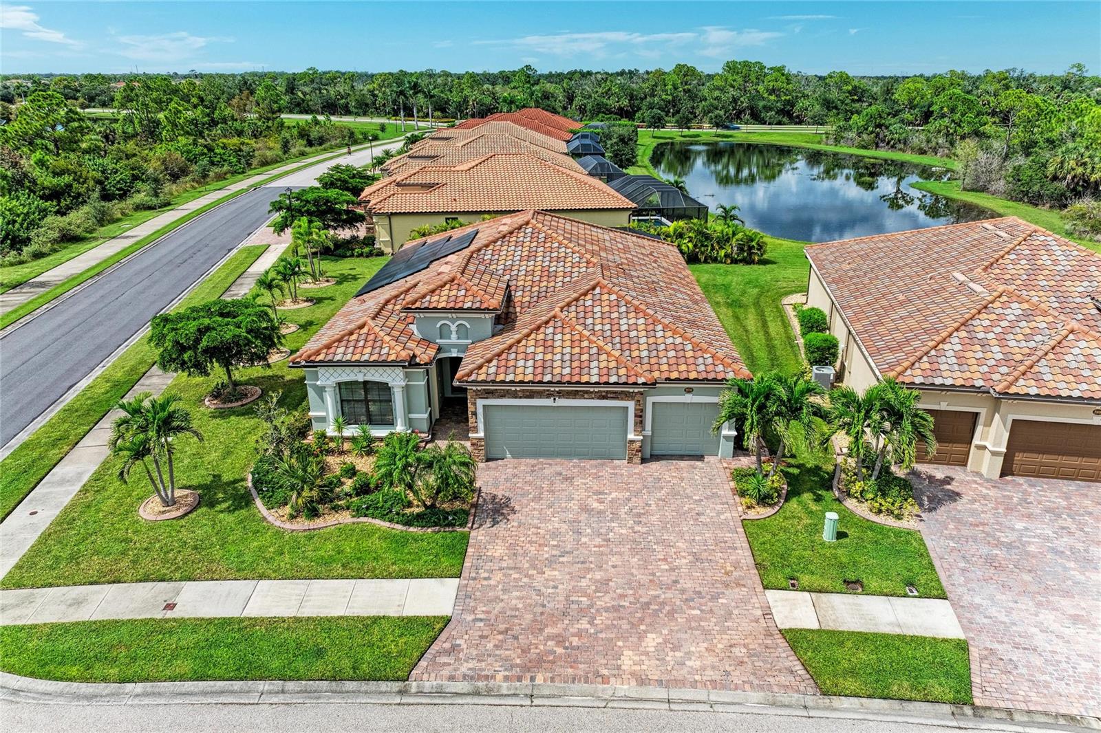20700 GRANLAGO DR DR Property Photo 1
