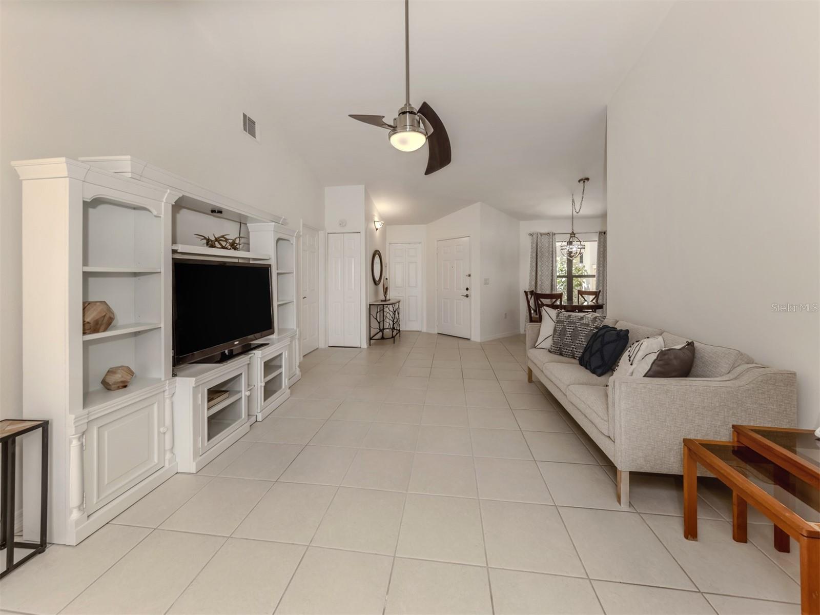 268 Southampton Dr #309 Property Photo 11