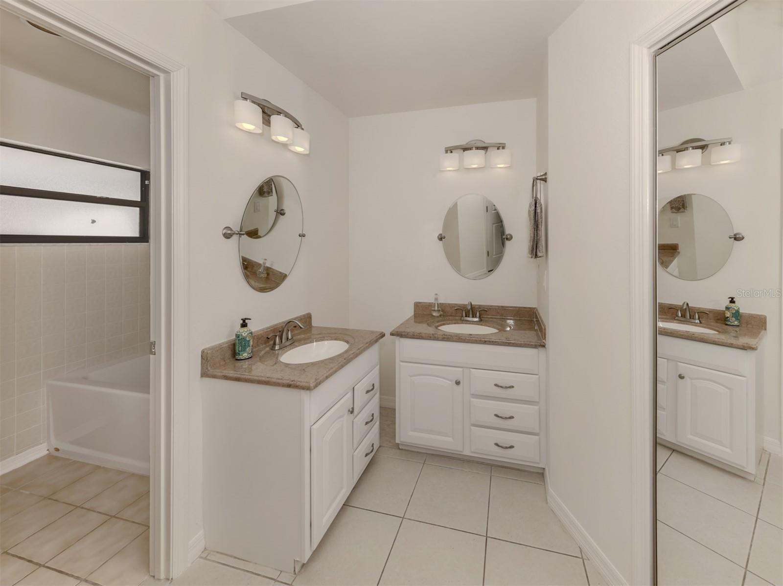 268 Southampton Dr #309 Property Photo 13
