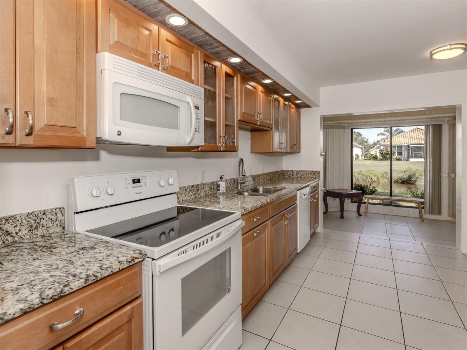 268 Southampton Dr #309 Property Photo 18