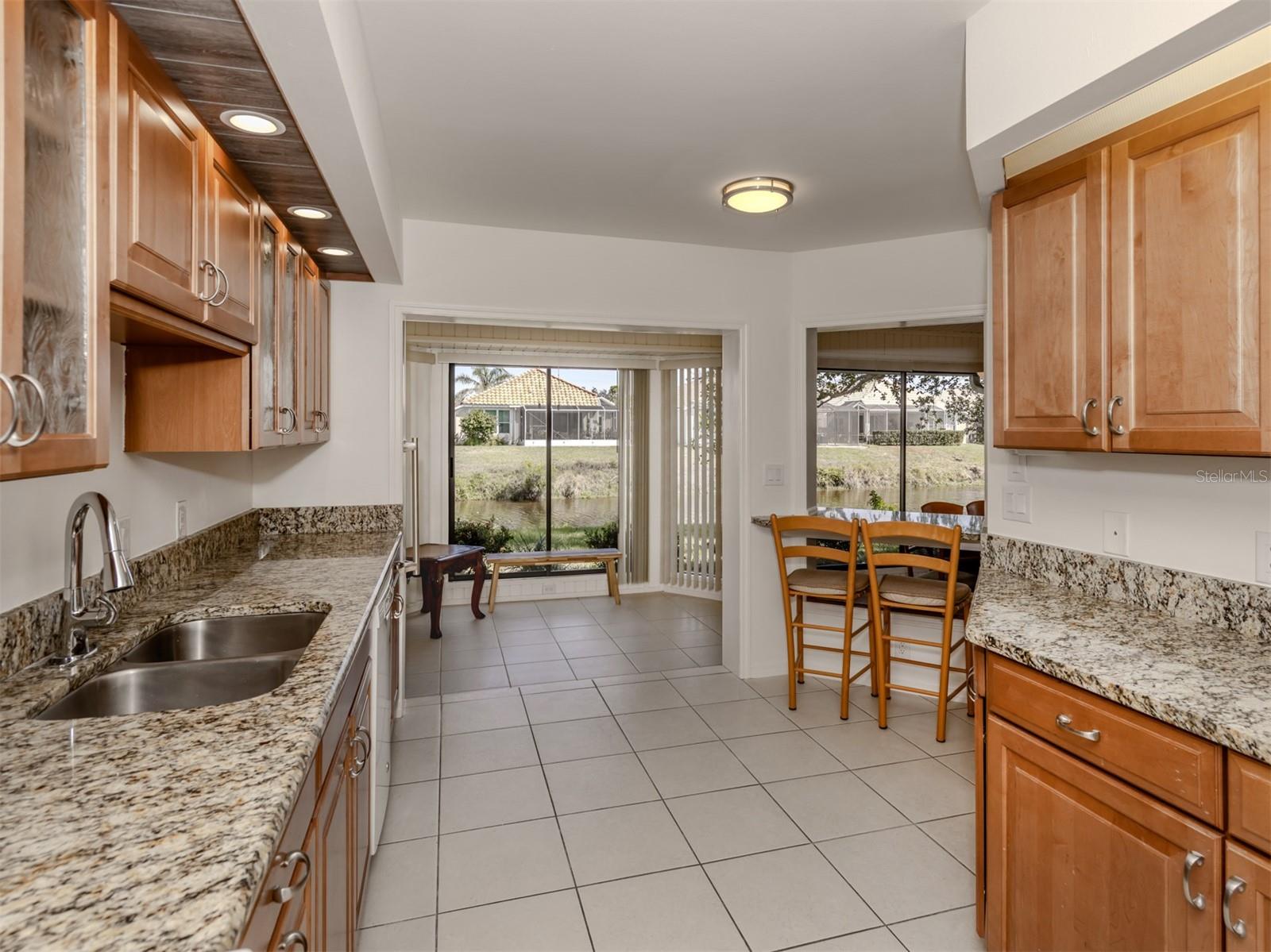 268 Southampton Dr #309 Property Photo 19