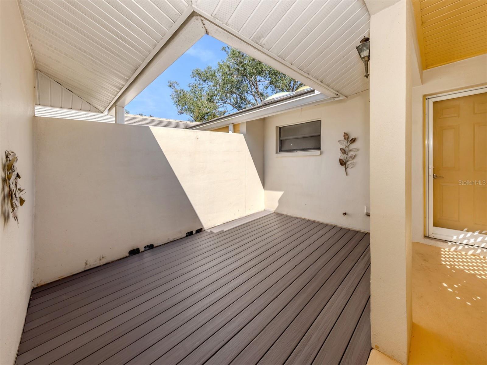 268 Southampton Dr #309 Property Photo 29