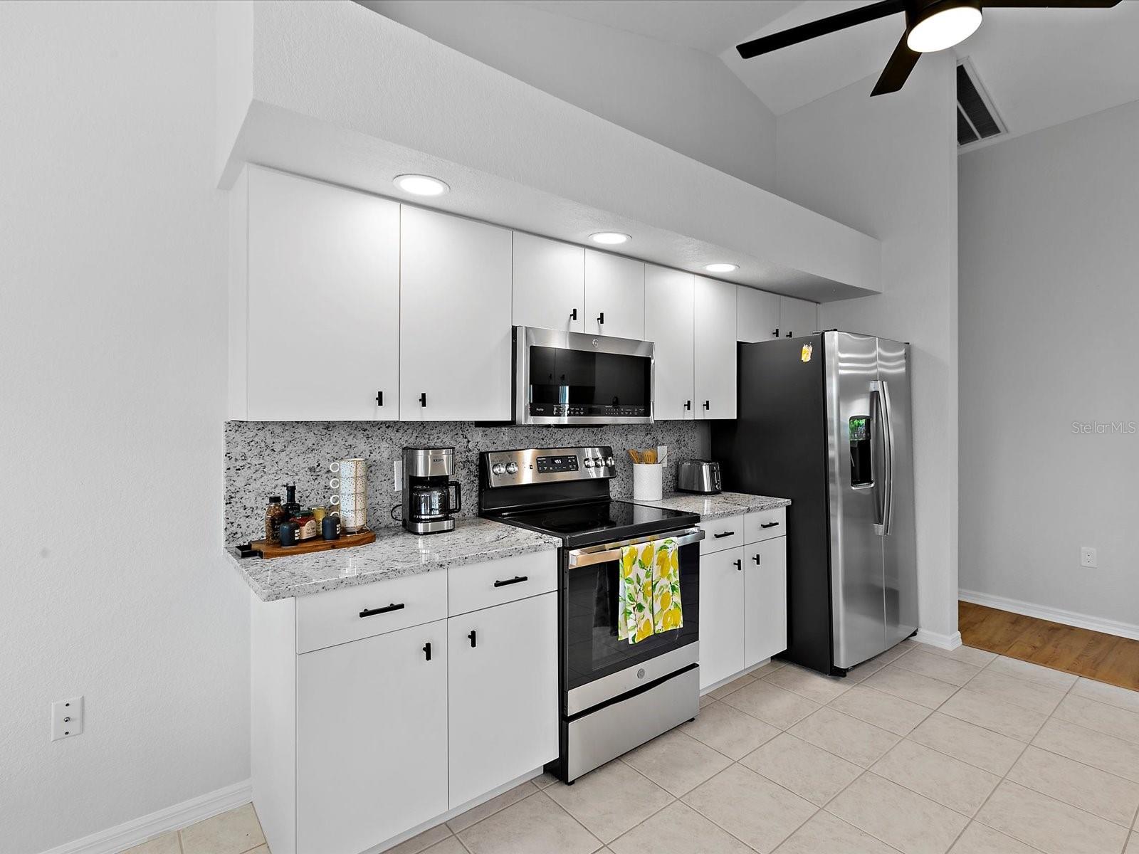 39 Long Meadow Ct Property Photo 12