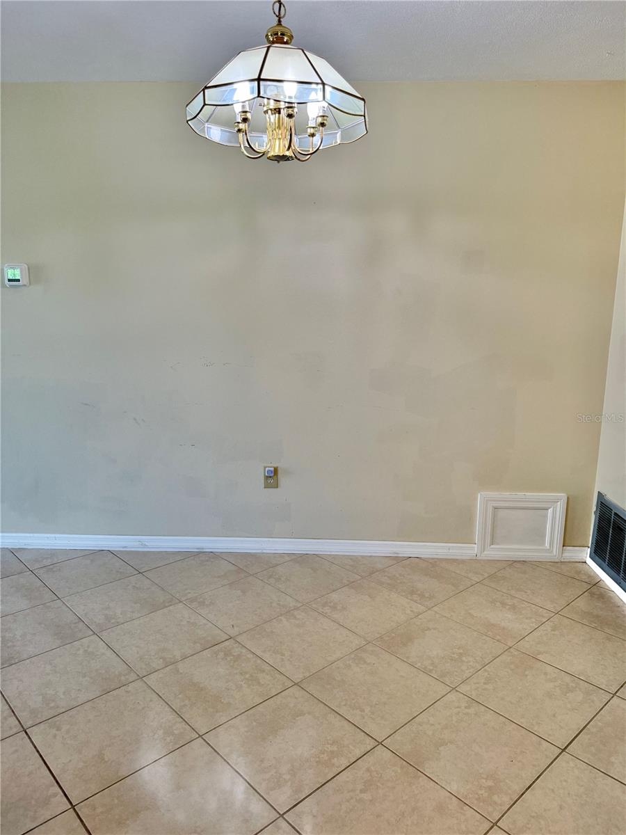 1036 Hope St Property Photo 8