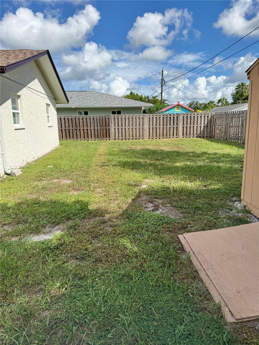 1036 Hope St Property Photo 16