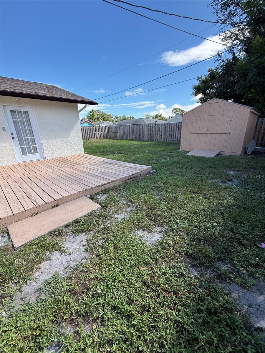 1036 Hope St Property Photo 18