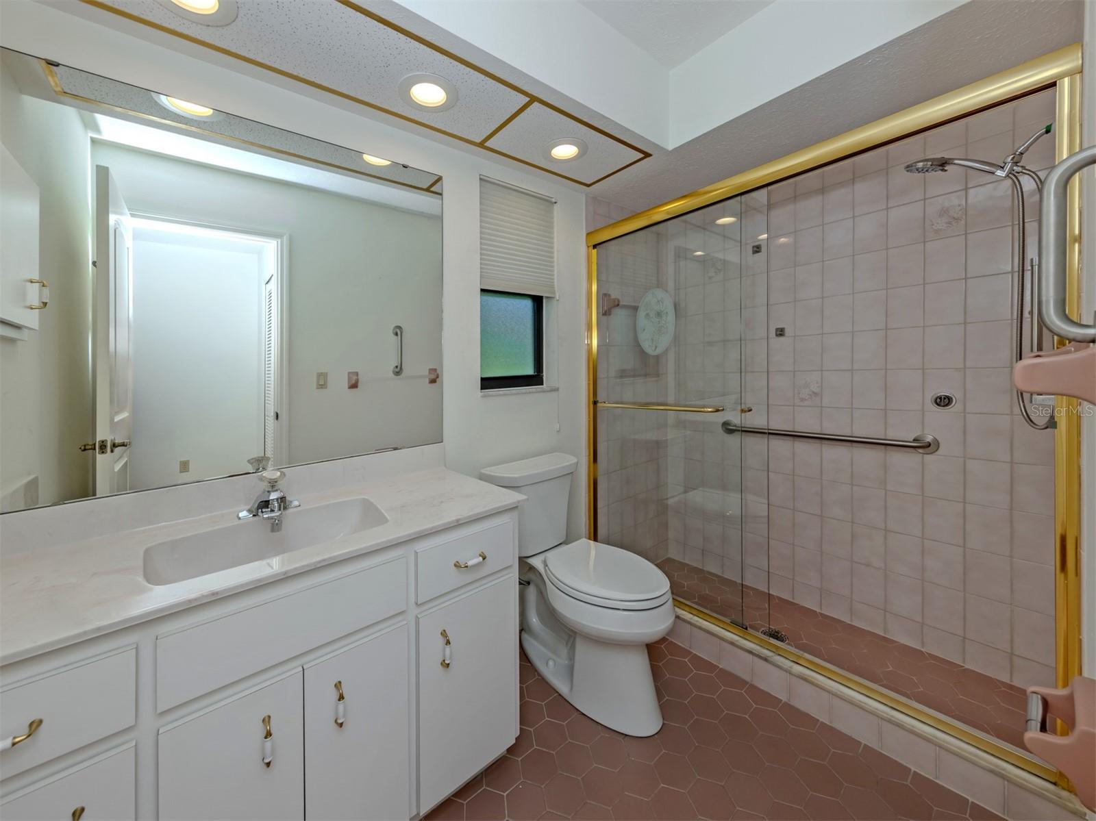 7068 Denmark St Property Photo 18