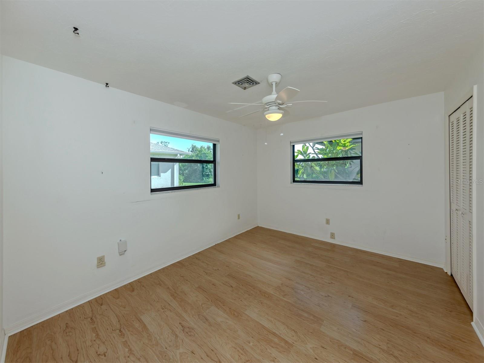7068 Denmark St Property Photo 21
