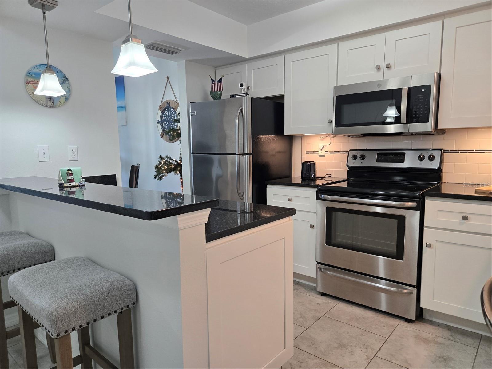 927 Capri Isles Blvd #10 Property Photo 17