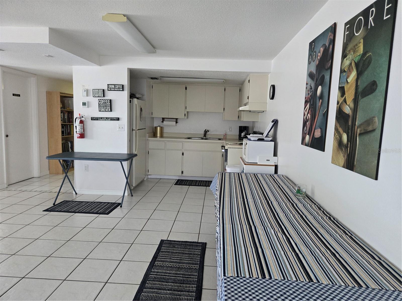 927 Capri Isles Blvd #10 Property Photo 51