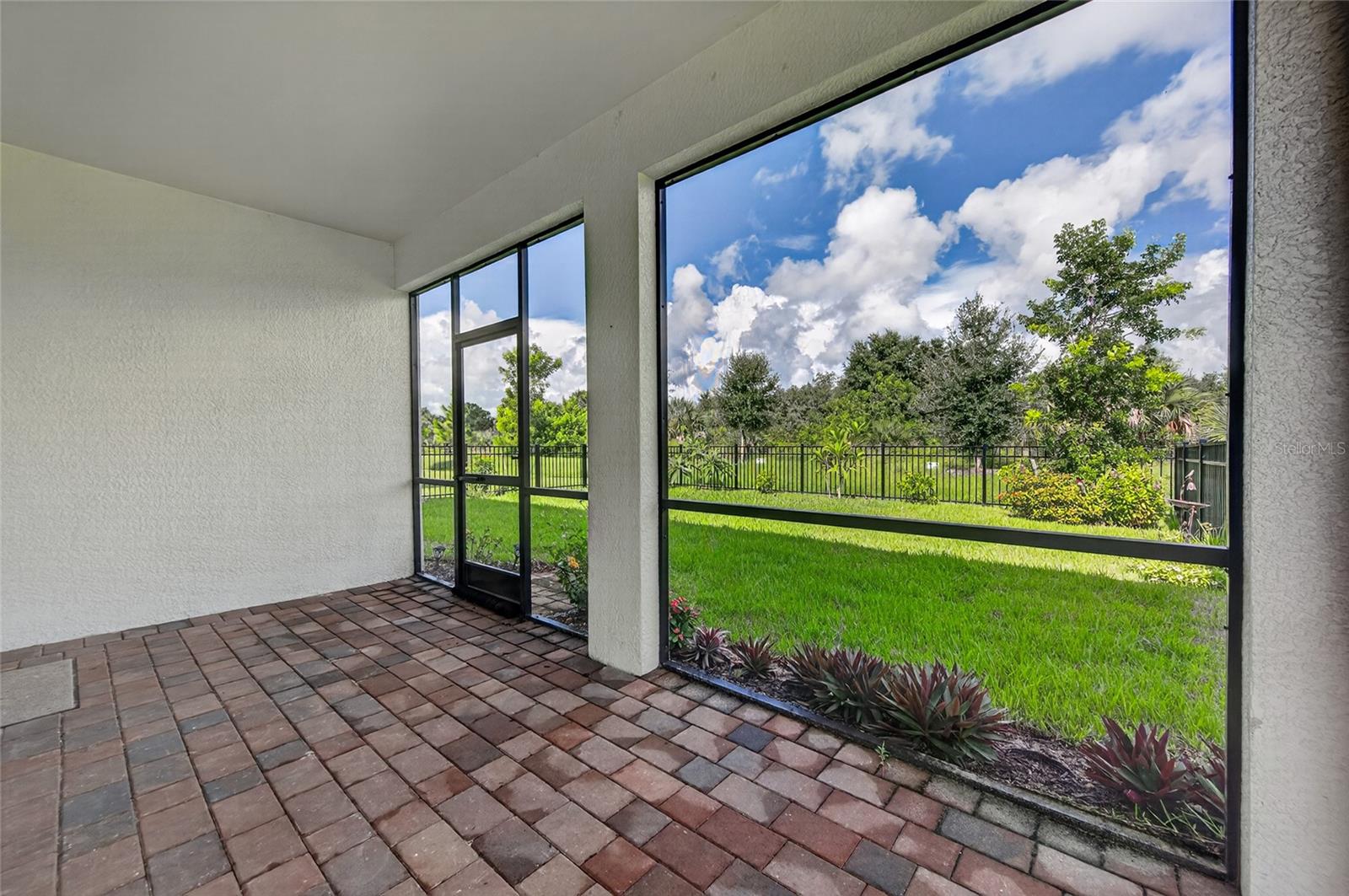 1292 Cobble Glen Dr Property Photo 49