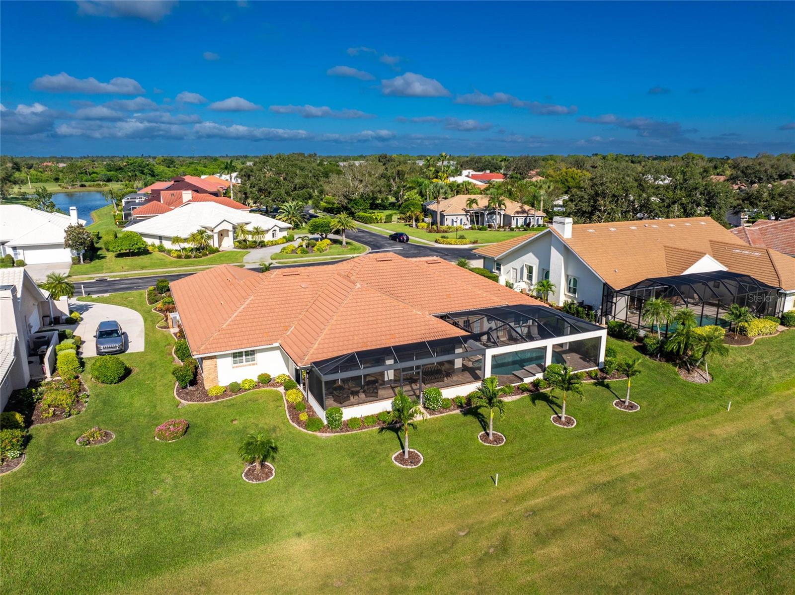 810 Carnoustie Dr Property Photo 4
