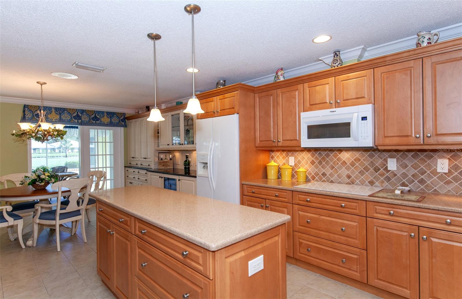 810 Carnoustie Dr Property Photo 24