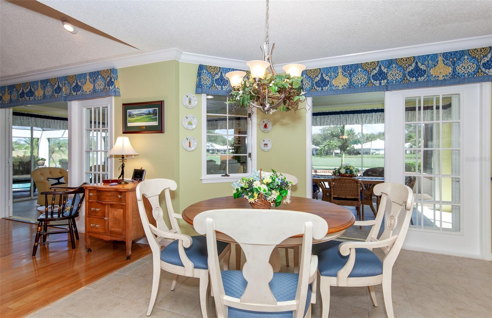 810 Carnoustie Dr Property Photo 32