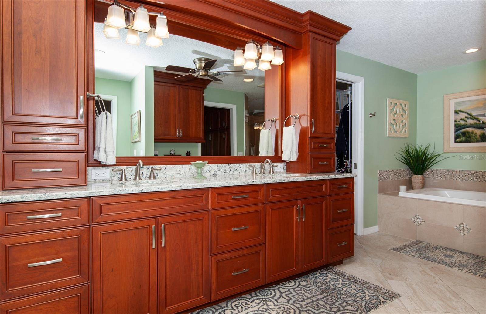 810 Carnoustie Dr Property Photo 39