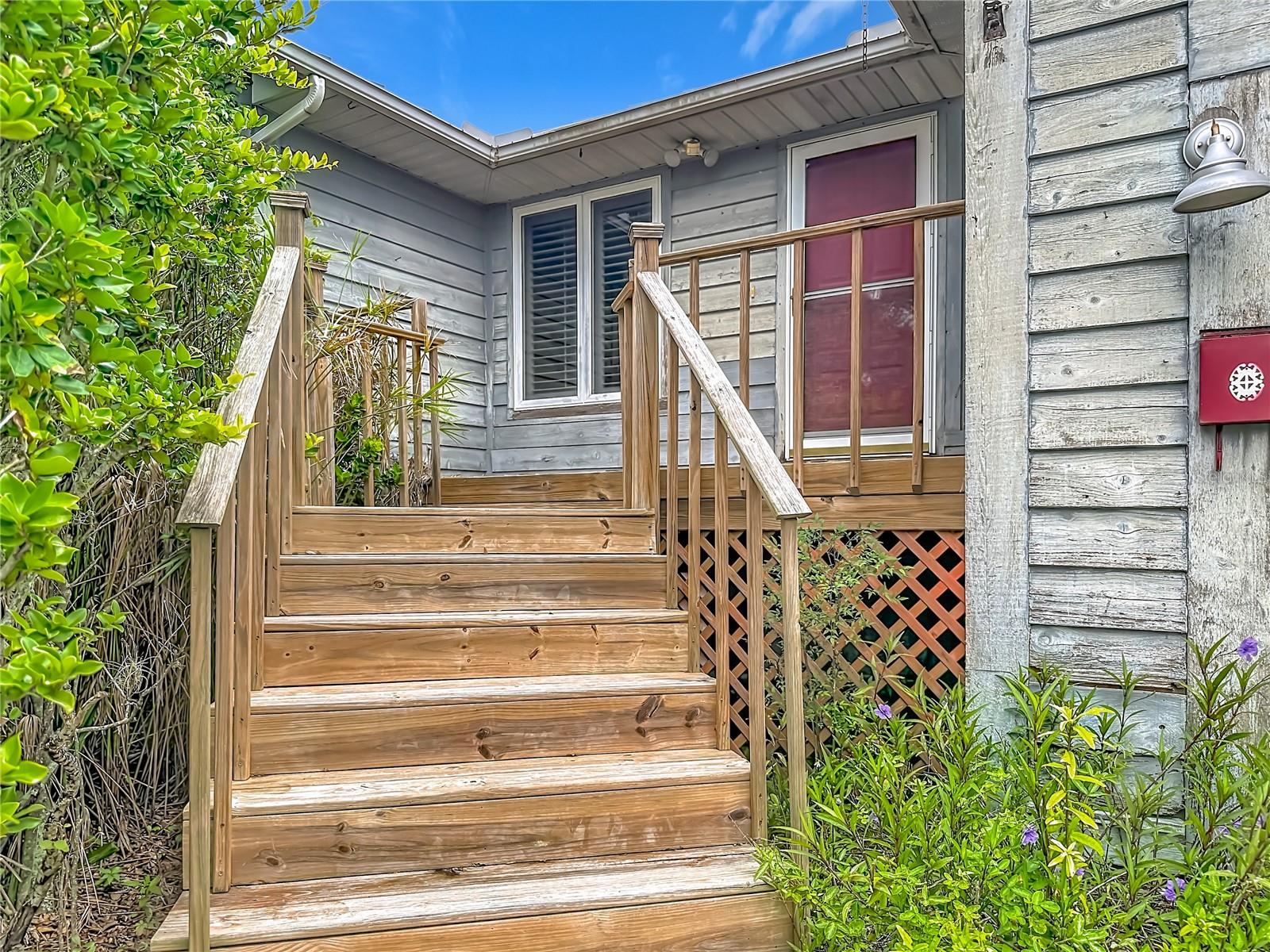 5031 Ensign Loop Property Photo 3