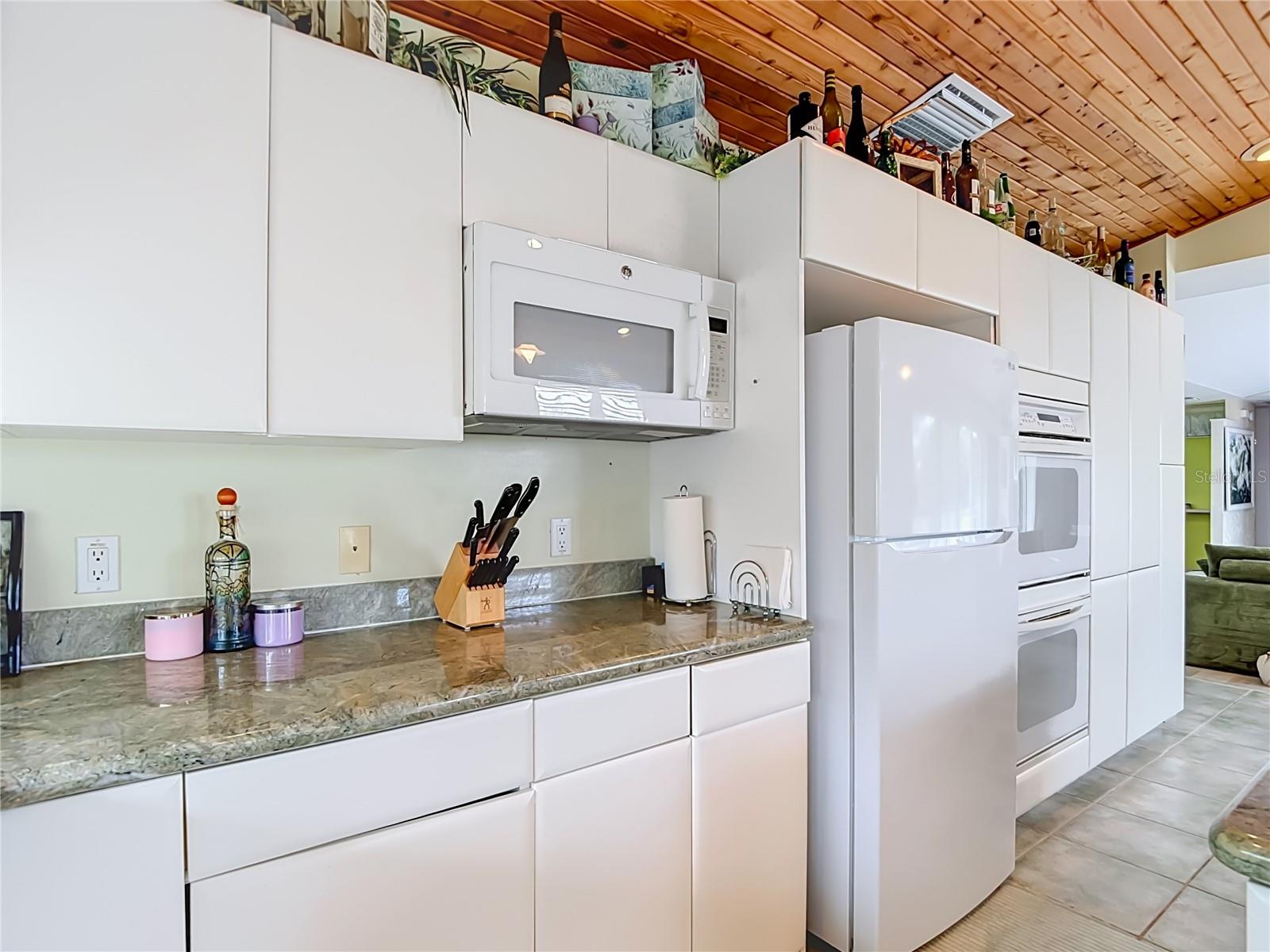 5031 Ensign Loop Property Photo 15