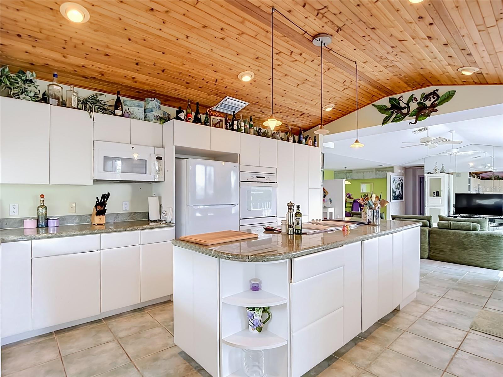 5031 Ensign Loop Property Photo 18