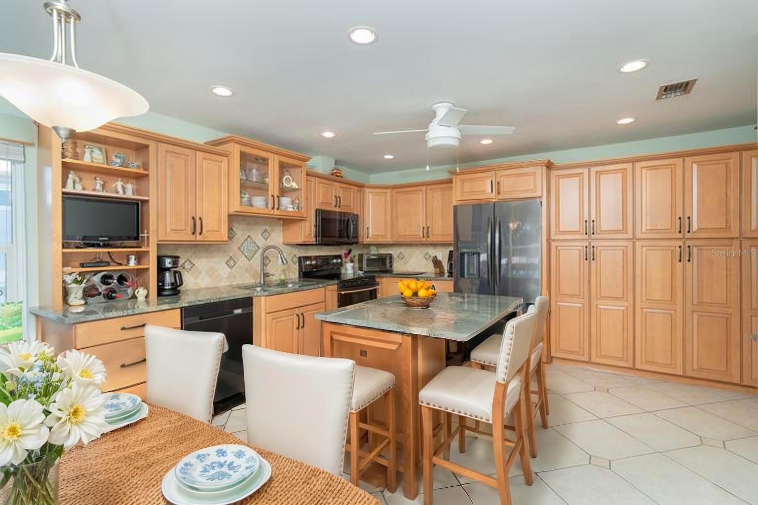 9230 Pine Cove Dr Property Photo 21