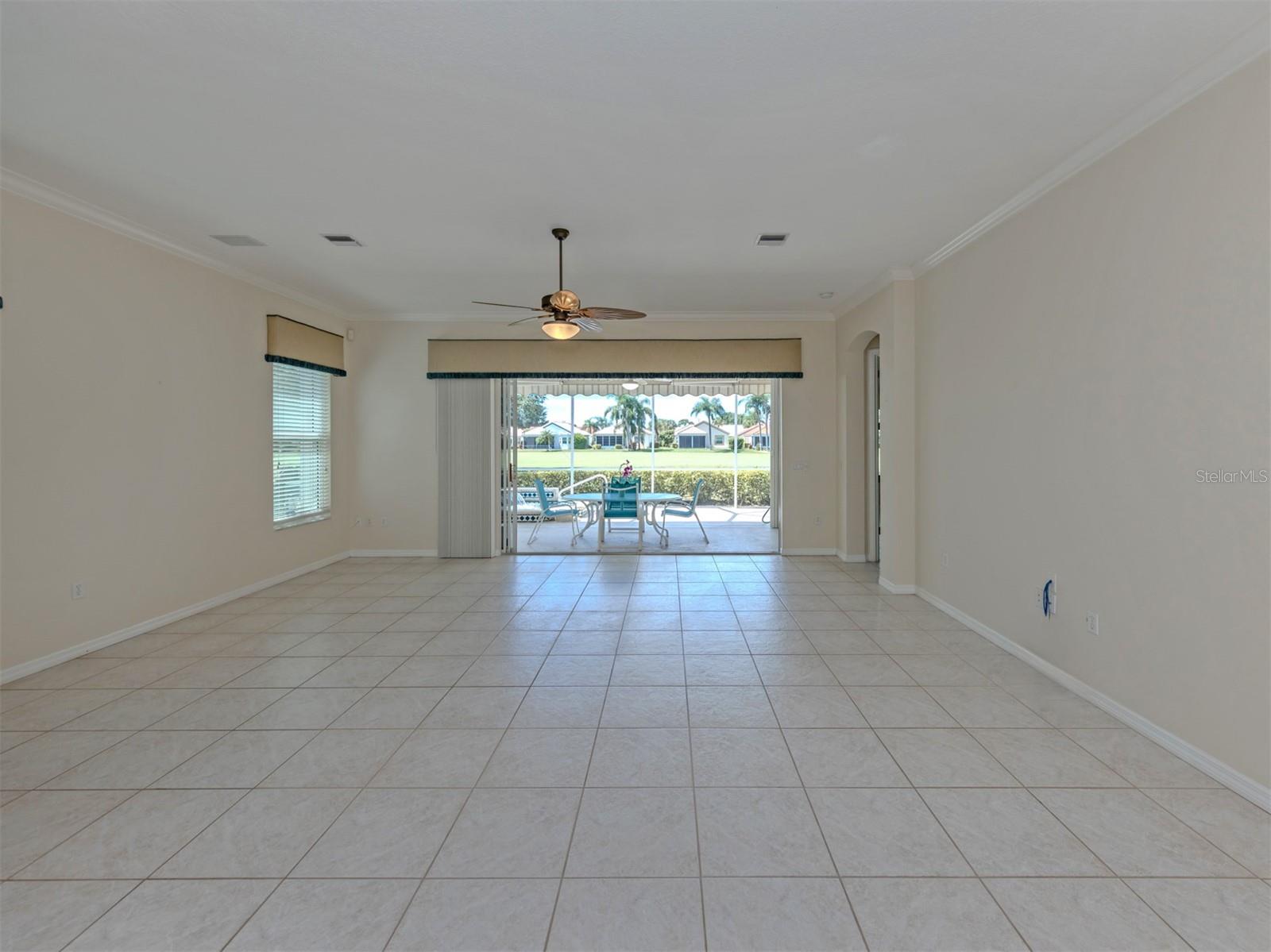 685 Misty Pine Dr Property Photo 3