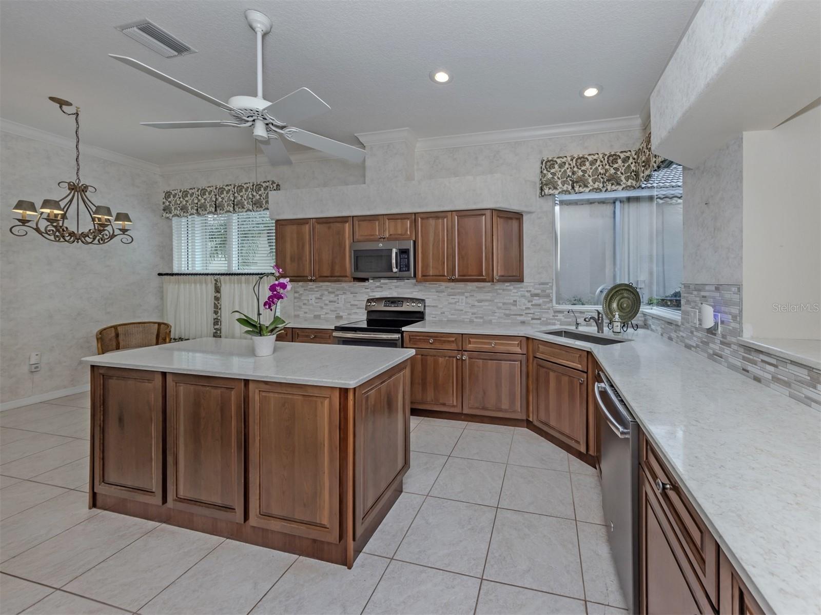 685 Misty Pine Dr Property Photo 12
