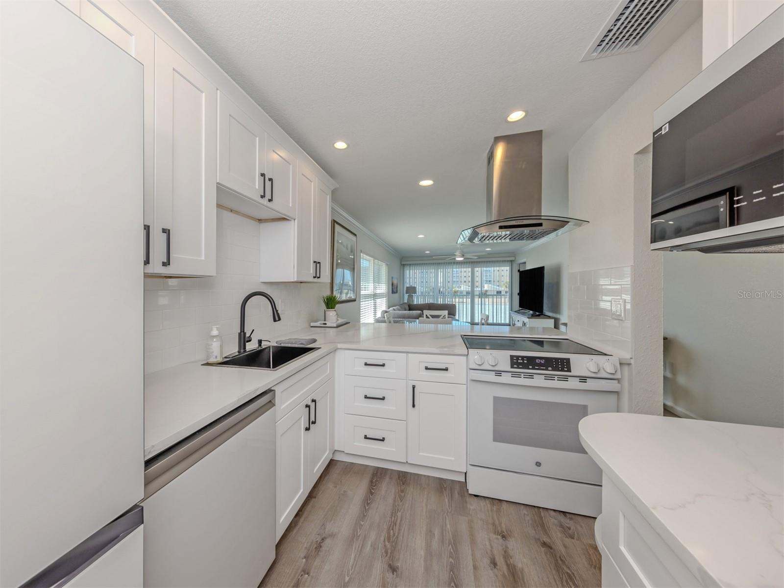 1400 Tarpon Center Dr #314 Property Photo 29